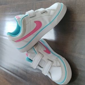 Toddler 10C Girls Nike shoes
